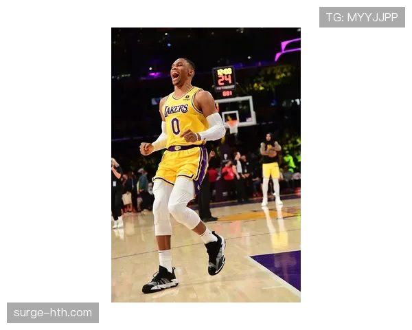 纳什助攻助力湖人赢得关键比赛